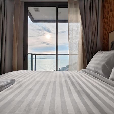 The Astra Sky River Apartment Jomtien Beach Exterior photo